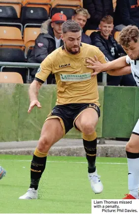  ?? ?? Liam Thomas missed with a penalty.
Picture: Phil Davies.