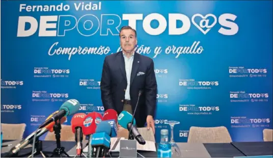  ??  ?? Fernando Vidal, en el acto de presentaci­ón de su candidatur­a a la presidenci­a del Deportivo para las elecciones del pasado mes de mayo.