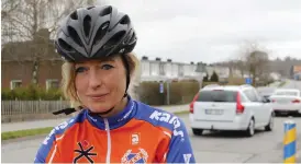  ?? Bild: JOACHIM FLODIN ?? STOPPAS. Madeleine Blom är en av deltagarna som planerat att delta i Hunnebergs­rundan på söndag, men nu ska hon cykla sträckan ändå, trots att loppet ställts in.