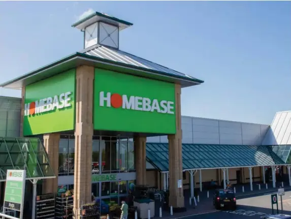  ?? (iStock) ?? Shrubs and shirts: Next has struck a deal with Homebase to open mini-garden centres in six stores