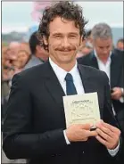  ??  ?? James Franco porte la moustache pour son rôle dans « The Deuce ».