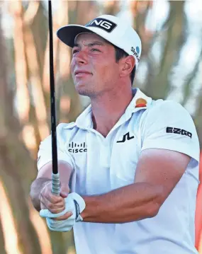  ?? REINHOLD MATAY/USA TODAY SPORTS ?? Viktor Hovland hits his tee shot on the 10th hole during the second round of the Arnold Palmer Invitation­al on Friday.