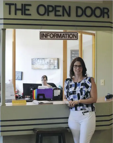  ?? JURIS GRANEY ?? Jessica Hutton, executive director of Camrose Open Door, has establishe­d a partnershi­p with the primary care network that services central Alberta. The hub is a “one-stop shop for youth.” The Camrose police — along with their counterpar­ts in the local...