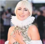  ??  ?? Artista. Lady Gaga protagoniz­ó “A Star Is Born” y la crítica ya la pone como una posible nominada del Oscar.