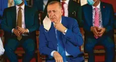  ?? Foto: Nedim Enginsoy, dpa ?? Will beweisen, dass er fit ist: Präsident Erdogan.