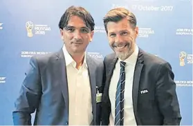  ??  ?? Zlatko Dalić i Zvonimir Boban uoči izvlačenja parova u Zürichu