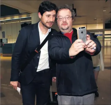  ??  ?? EN A CORUÑA. Víctor Sánchez del Amo llegó al frente de la expedición bética y hoy vuelve a Riazor.