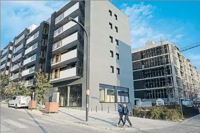  ?? MANÉ ESPINOSA / ARCHIVO ?? La vivienda asequible. La falta de pisos de alquiler a un precio asumible para los inquilinos es uno de los retos de Barcelona y su entorno