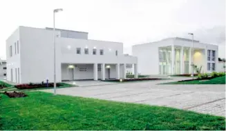  ??  ?? Амбасада Републике Србије, Абуџа, Нигерија
