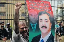  ?? ATHAR HUSSAIN REUTERS ?? Prime Minister Yusuf Raza Gilani could be unseated as an MP for refusing to reopen corruption cases against his ally, President Asif Ali Zardari.