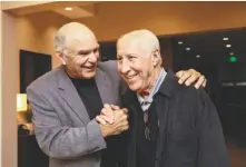  ?? Gabrielle Lurie / Special to The Chronicle ?? Ex-Raiders Daryle Lamonica (left) and Fred Biletnikof­f joke at a fundraiser for Biletnikof­f ’s charity earlier this month.