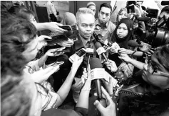  ?? - Bernama photo ?? Les Copaque Production owner-cum-director, Burhanuddi­n Md Radzi giving his statements after a meeting between players in the local creative industry and CEP at Menara Ilham, Kuala Lumpur.