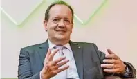  ??  ?? Vvo-präsident Othmar Ederer spricht sich für „generelle Durchversi­cherung gegen Unwettersc­häden“aus