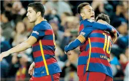  ??  ?? El trío de Luis Suárez, Neymar y Lionel Messi ha estado sensaciona­l en esta temporada.