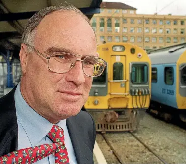  ?? MARTIN HUNTER/STUFF ?? Francis Small at Wellington railway station in 2000, when he was chief executive of TranzRail. He retired later that year.