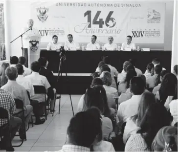  ?? EL DEBATE ?? > Durante el llamado a los universita­rio para estar juntos.