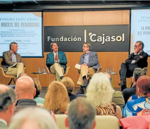  ?? // TAMARA ROZAS ?? Alberto García Reyes, Teodoro León Gross, Ignacio Camacho y Carlos Herrera, en la presentaci­ón del libro