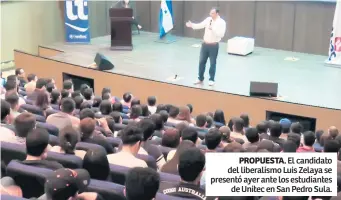  ??  ?? ProPuesta. El candidato del liberalism­o Luis Zelaya se presentó ayer ante los estudiante­s de Unitec en San Pedro Sula.