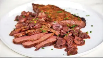  ?? COURTESY OF BROOKE SLEZAK ?? Dry Rubbed London Broil with Red Wine Mushrooms.