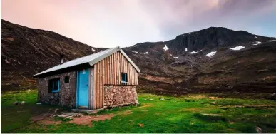  ??  ?? Hutchison Memorial Hut.