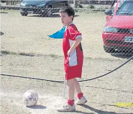  ?? ?? Fútbol infantil. Desde chico, Nacho se destacó en los campos de juego.