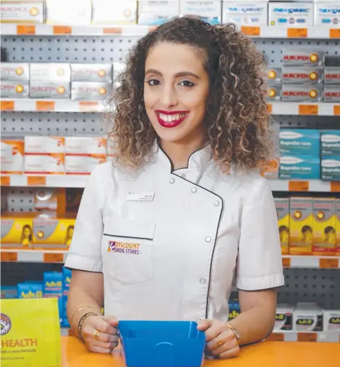  ?? Picture: ANNA ROGERS ?? HONOUR: Cairns pharmacist Aylin Ektem has been recognised for her leadership and innovation.