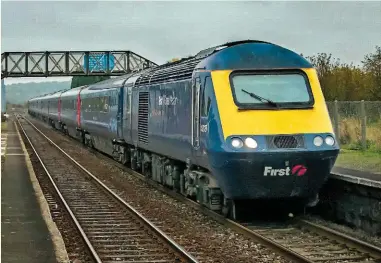  ?? JOHN STRETTON. ?? On October 29 2016, First Great Western 43018 speeds past Pilning with the 1232 London Paddington-Swansea. Plans to electrify to Swansea have been cancelled.