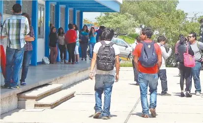  ??  ?? Los partidos han buscado modificar la normativid­ad sin consultar a las comunidade­s universita­rias de nueve colegios autónomos.