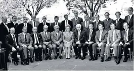  ??  ?? Margaret Thatcher and her Cabinet in July 1990: Tim Renton is in the back row, on the far left