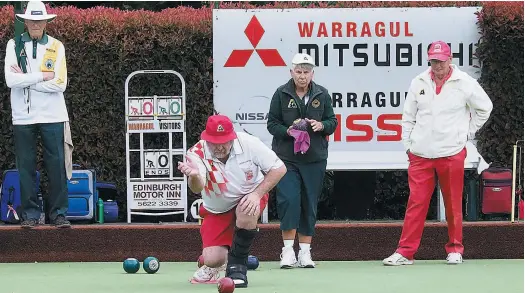  ??  ?? Peter Watson bowls for Trafalgar in the third division match against Warragul. Trafalgar won the round by 12 points.