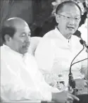  ?? REUTERS ?? World Bank Group President Jim Yong Kim (right) answers questions next to Budget Secretary Florencio Abad at the ‘Daylight Dialogue: The Good Governance Challenge’ at Malacañang yesterday.