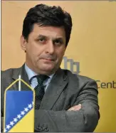  ?? ?? Senadin Lavić