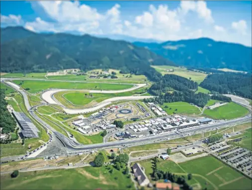  ??  ?? RÁPIDO. El trazado de Red Bull Ring en Austria tiene unas caracterís­ticas que benefician la aceleració­n de las motos Ducati.