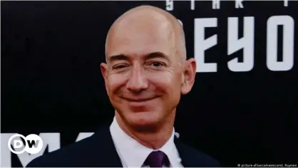  ??  ?? Reprograma­ción celular, longevidad permanente: para Jeff Bezos, no hay nada imposible