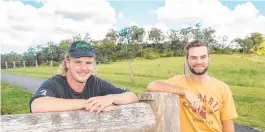  ?? ?? Best mates Hector Grimshaw (left) and Brad Lawrence moved from Tasmania to the Darling Downs to start studies in agricultur­al engineerin­g.