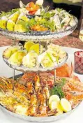  ?? —SOLAIRE ?? Finestra Sunday Brunch’s seafood tower