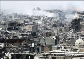  ?? AHMAD AL-RUBAYE/AFP ?? A general view of the destructio­n in Mosul’s Old City on Sunday.