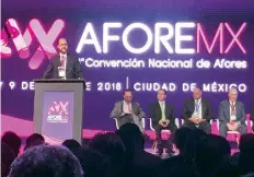  ??  ?? Carlos Ramírez, presidente de la Consar, destacó que se mejoraron las condicione­s de inversión de las Afore y se impulsó el ahorro voluntario.