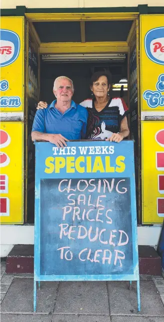  ?? FAREWELL: Rob and Kay Mitchell at the Walkers Corner Store on Kings Rd. Picture: EVAN MORGAN ??