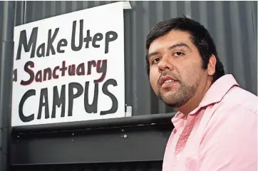  ??  ?? RobeRto Valadez es estudiante de uTeP y beneficiar­io de daCa