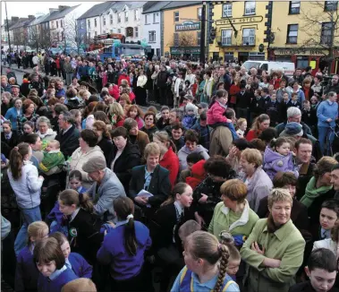  ?? Photo by John Reidy ?? The days of the big carefree crowds are over for a while with people becoming concerned at group gatherings as the Covid-19 Virus gathers pace.