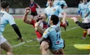  ?? (Photo Frank Muller) ?? Déjà battus au match aller à Toulon par l’Usap, Simon Moretti et ses partenaire­s n’ont pu inverser la tendance en Roussillon.