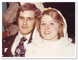  ??  ?? Childhood sweetheart­s: Philip and Diana on their wedding day