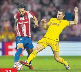  ?? ?? Emoción. El Atlético de Madrid y el Liverpool dieron un gran partido, que al final se decantó del lado de los ingleses.