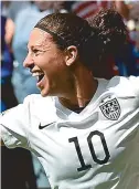  ??  ?? Carli Lloyd tenta o bicampeona­to