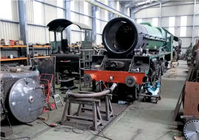  ?? JOHN HILLIER ?? Bahamas’ new smokebox door, chimney and double blastpipe await installati­on on the nearly complete ‘Jubilee’ at tyseley on July 29.