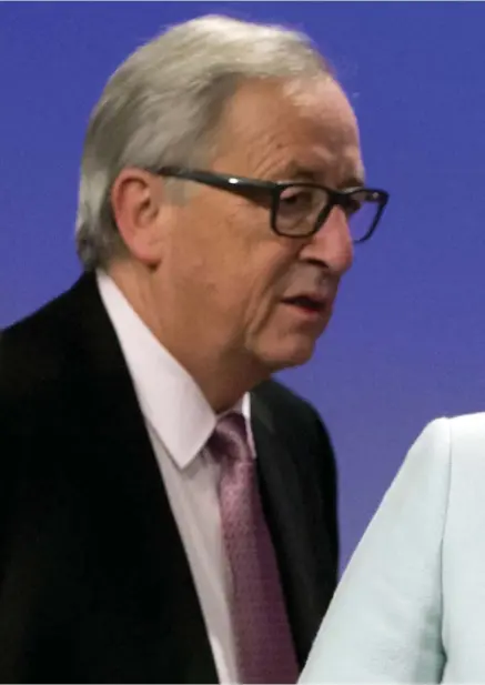  ??  ?? FRAMSTEG. Eu-kommission­ens ordförande Jean-claude Juncker och Storbritan­niens premiärmin­ister Theresa May