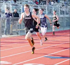  ??  ?? Blackhawk Patrick Elliott came in first in the 100-meter dash (11.14) and in the 200-meter dash (22.62).