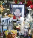  ?? ?? A sidewalk memorial in front of the Safeway supermarke­t on Hamilton Avenue in San Jose honors Manny Huizar, a 24-year-old stocking clerk who was gunned down June 5 after confrontin­g thieves. The shooting has sparked new debate about shopliftin­g penalties.