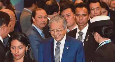  ?? BERNAMA PIC ?? Prime Minister Tun Dr Mahathir Mohamad at the 3rd AseanRussi­a Summit in conjunctio­n with the 33rd Asean Summit at the Suntec Singapore Internatio­nal Convention and Exhibition Centre yesterday.